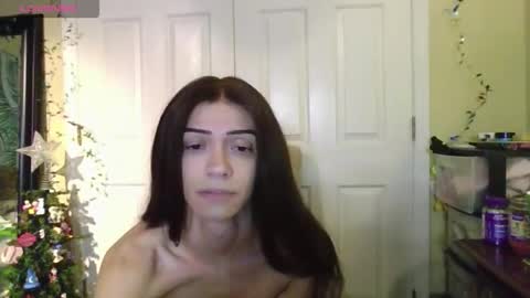 4ustyn online show from December 19, 5:12 am