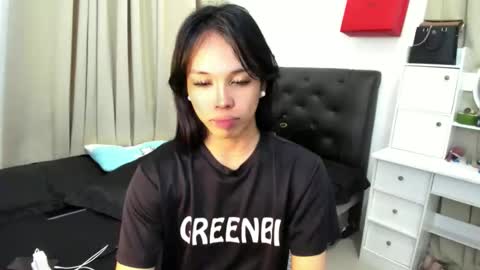 yanie online show from February 10, 11:34 pm