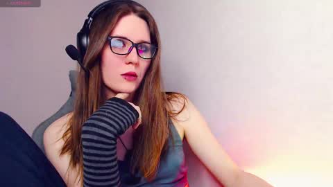 Tracy online show from February 11, 1:41 am