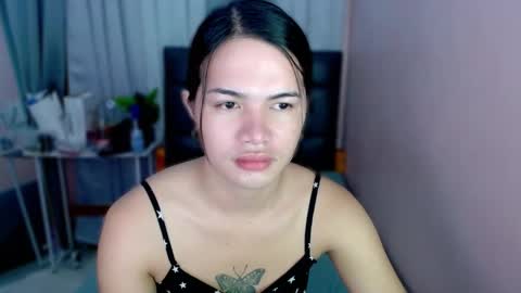 _sophie_69 online show from December 16, 3:11 am