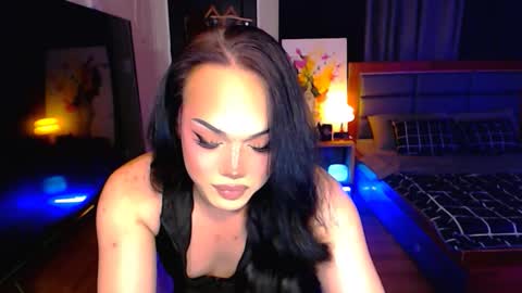 Sofie online show from February 25, 9:30 pm