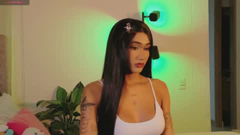Snapshot of adharacute19 chatting on October 24, 12:59 am Isabellafirst online show from October 24, 12:59 am