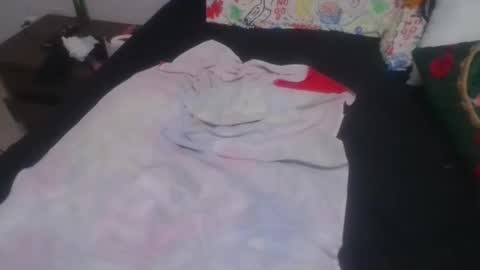 sissyboy online show from January 10, 5:35 am