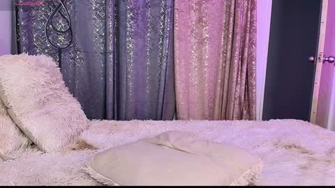 Ash             INDEPENDET MODEL  online show from January 23, 2:23 am