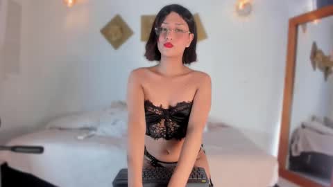 aleexiiaa online show from February 5, 12:43 pm