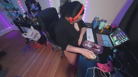 alexxxis2011x3 online show from January 22, 6:31 am