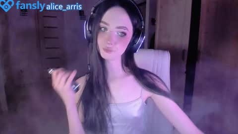 Alice Aris online show from January 17, 6:59 pm