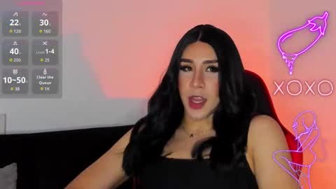 Hazel Bowie online show from October 24, 2:27 am