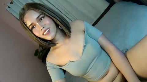 Snapshot of alove_too_last chatting on March 2, 1:15 am LEXY online show from March 2, 1:15 am