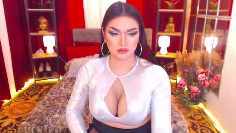 Alura Jhenson online show from January 18, 6:37 pm