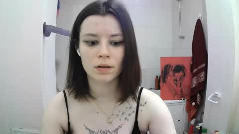Sarah online show from September 19, 7:19 pm