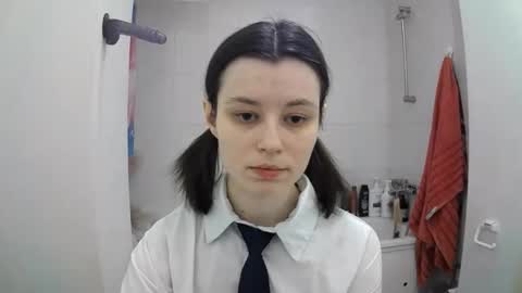 Sarah online show from September 23, 4:34 pm