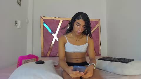 amelia online show from July 15, 6:57 pm