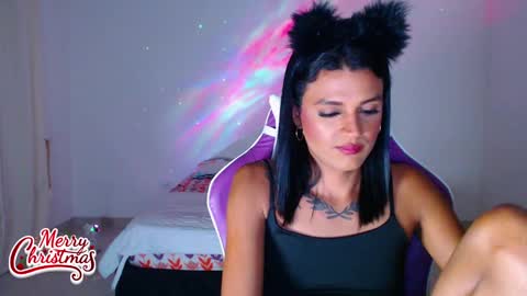 Snapshot of anabellabonariva chatting on December 29, 1:13 am Anabella online show from December 29, 1:13 am