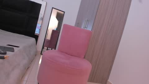 ANA HAMMERLE online show from January 21, 12:04 am