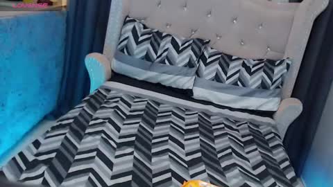 anawalters online show from March 2, 1:58 am