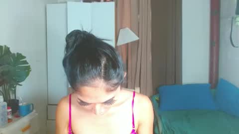 angela online show from December 17, 2:23 am