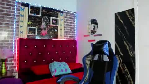 Angelitasexxxhot online show from December 4, 1:43 am