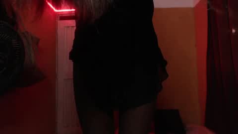 Danielle online show from June 5, 6:06 am