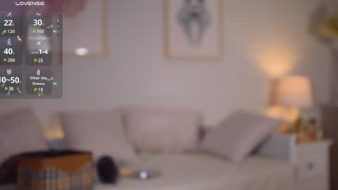 Snapshot of aniiehottie chatting on December 28, 3:48 pm     online show from December 28, 3:48 pm