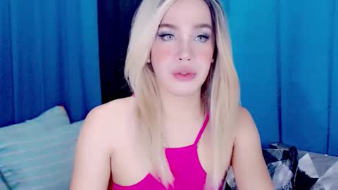 ARIANNE CUMS  online show from January 18, 5:48 am