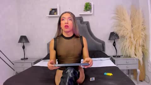 arielbasquiat online show from January 16, 5:49 am