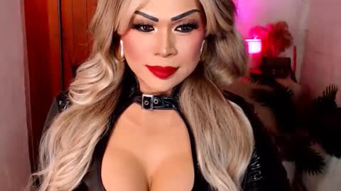 nicole online show from September 30, 8:25 am