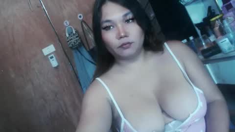 asianbigbobsie online show from February 6, 4:45 pm