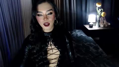 Margaux Miller online show from October 5, 4:39 pm