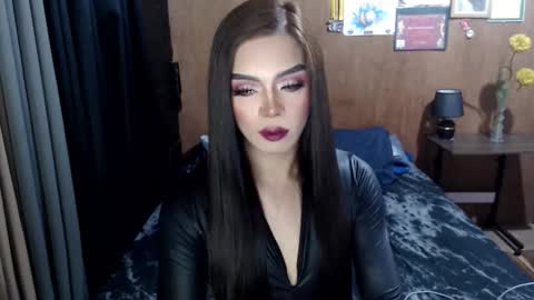 Margaux Miller online show from January 6, 3:49 pm