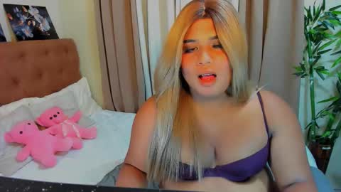 AYESHA online show from February 15, 12:48 pm