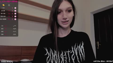 Snapshot of ayn3q chatting on December 14, 5:14 pm AYNEK        fansly  online show from December 14, 5:14 pm