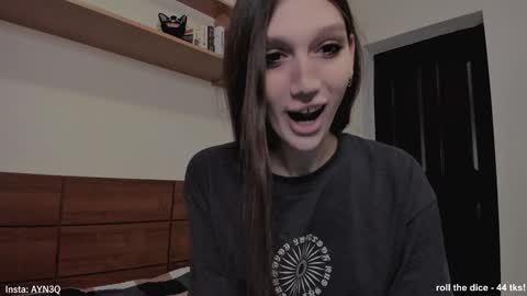 Snapshot of ayn3q chatting on January 16, 5:23 pm AYNEK        fansly  online show from January 16, 5:23 pm