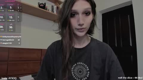 Snapshot of ayn3q chatting on March 5, 3:36 am AYNEK        fansly  online show from March 5, 3:36 am