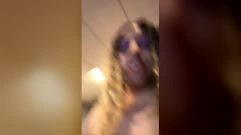 Tsbaby301 online show from December 19, 1:00 am