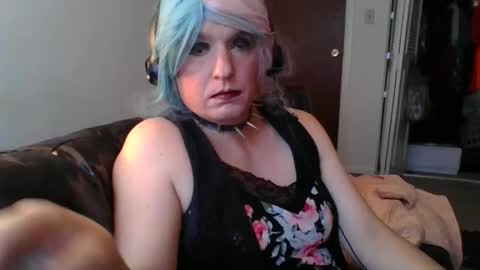 Madelyn online show from November 17, 9:03 pm