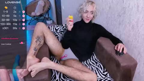 blooming_soul online show from October 23, 7:01 am