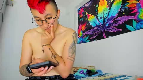 Edward ftm trans queerslave online show from January 6, 5:28 pm
