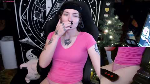 BrandiWRLD999 online show from December 30, 6:16 pm