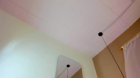 Brenda online show from November 23, 6:04 am