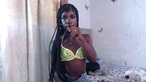 brianadollts1 online show from April 1, 7:55 pm