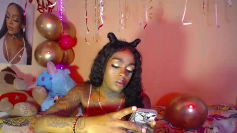 butterfly_rouse online show from November 16, 5:12 pm