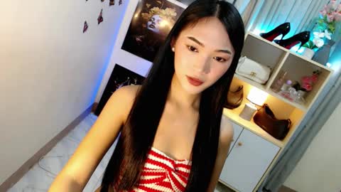 caitlin online show from February 7, 7:53 pm