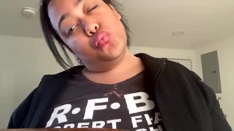 camzxoxox online show from January 4, 7:13 pm