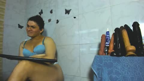 camilasexyhorny online show from June 11, 12:32 am