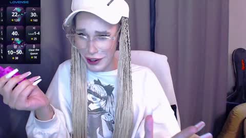 Cassie online show from December 13, 6:27 pm