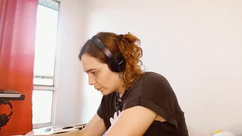 Snapshot of catnessa_ chatting on October 20, 10:24 pm Catalina Restrepo online show from October 20, 10:24 pm