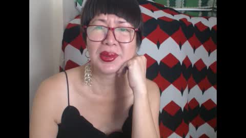 Snapshot of champaka123 chatting on January 20, 12:15 am champaka online show from January 20, 12:15 am