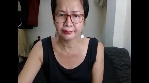 Snapshot of champaka123 chatting on October 28, 11:41 am champaka online show from October 28, 11:41 am