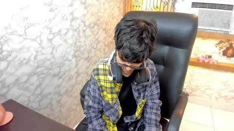 Charlie online show from October 21, 1:02 pm